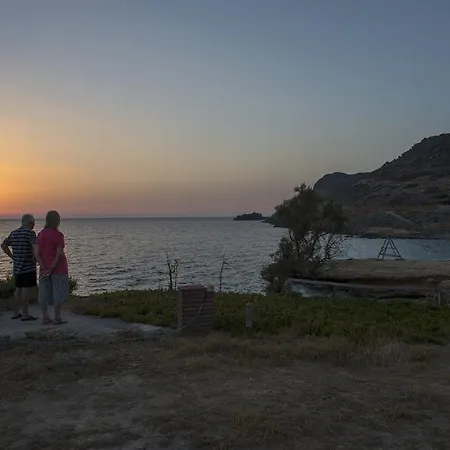 Dionysos Authentic & Village Hotel apartamentowy
