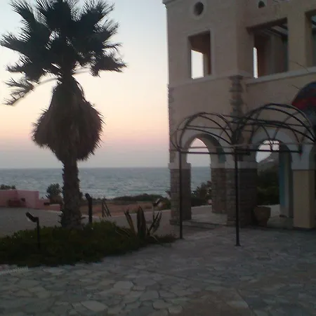 Apartahotel Dionysos Authentic & Village Agia Fotia (Sitia)