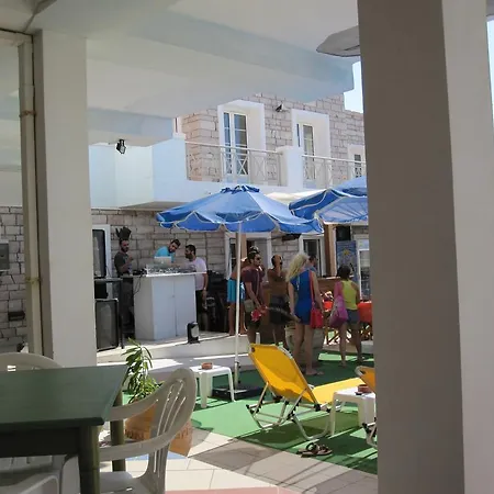 Dionysos Authentic & Village Hotel apartamentowy