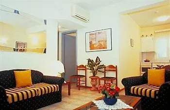 Dionysos Authentic & Village Hotel apartamentowy