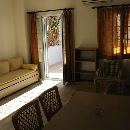 Dionysos Authentic & Village Hotel apartamentowy 3*
